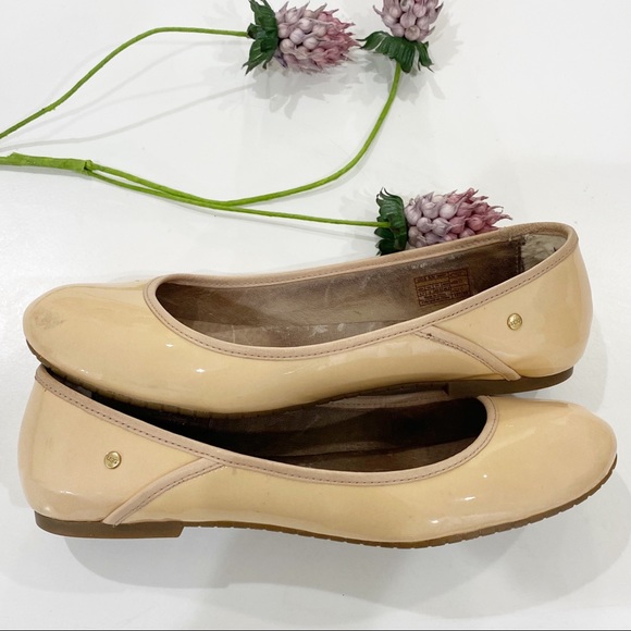 UGG | Shoes | Ugg Antora Nude Tan 